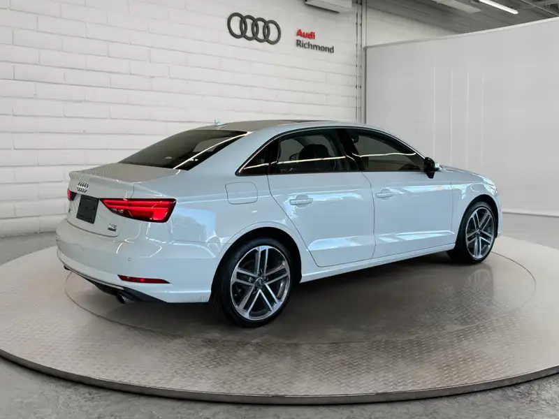 2018 Audi A3 Technik, bílá, 83 150 km, dovoz Kanada — foto 5 z 12