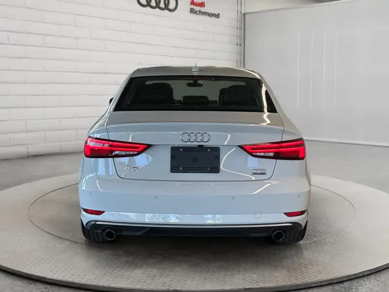 2018 Audi A3 Technik, bílá, 83 150 km, dovoz Kanada — foto 6 z 12