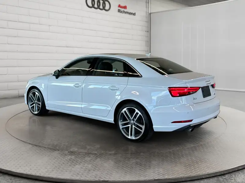 2018 Audi A3 Technik, bílá, 83 150 km, dovoz Kanada — foto 7 z 12