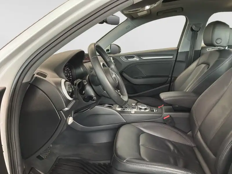 2018 Audi A3 Technik, bílá, 27 381 km, dovoz Kanada — foto 10 z 12