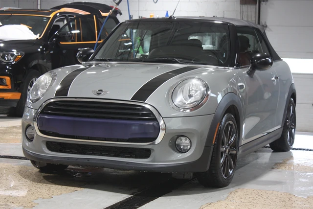 2017 MINI Minicp CONVERTIBLE, 162 000 km, dovoz Kanada — foto 3 z 5