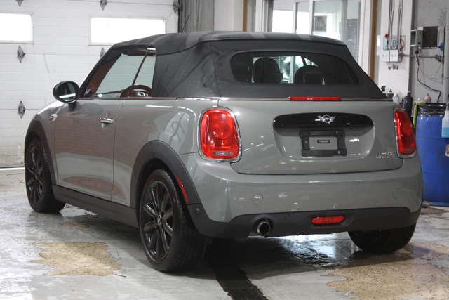2017 MINI Minicp CONVERTIBLE, 162 000 km, dovoz Kanada — foto 4 z 5