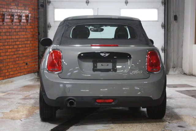2017 MINI Minicp CONVERTIBLE, 162 000 km, dovoz Kanada — foto 5 z 5