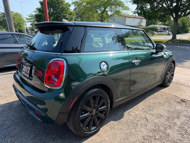 2017 MINI Minicps, zelená, 25 434 km, dovoz Kanada — foto 4 z 5