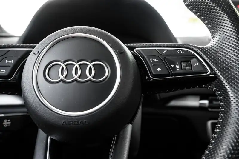 2020 Audi A3 Progressiv, modrá, 91 045 km, dovoz Kanada — foto 9 z 12