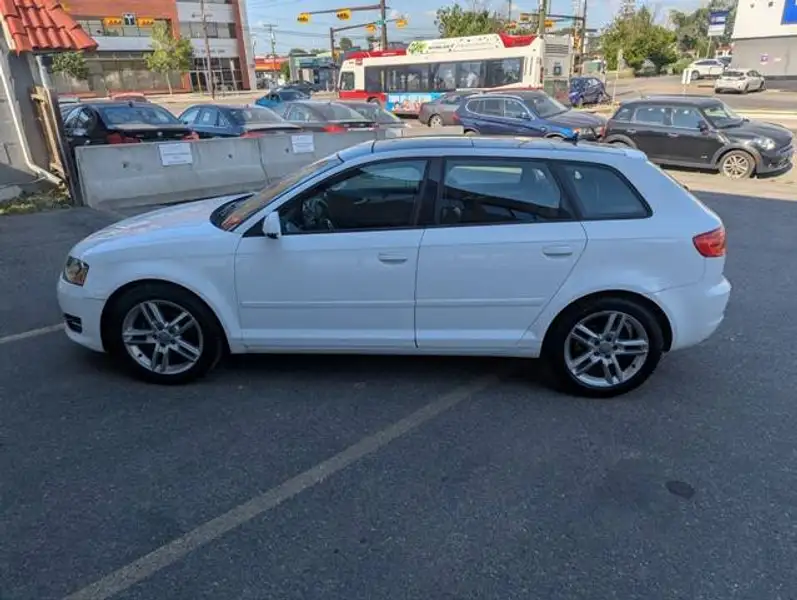 2012 Audi A3 Progressiv, bílá, 147 658 km, dovoz Kanada — foto 6 z 12