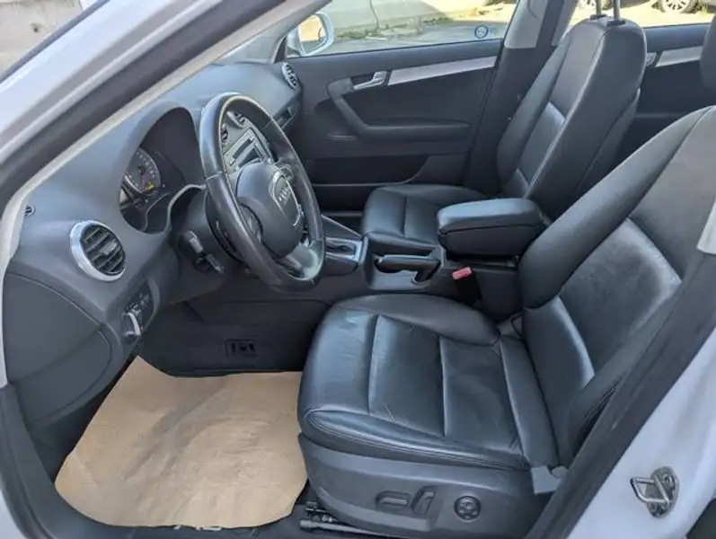 2012 Audi A3 Progressiv, bílá, 147 658 km, dovoz Kanada — foto 9 z 12