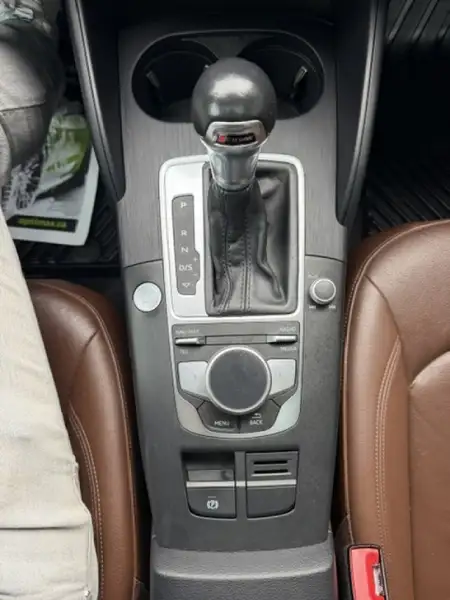 2019 Audi A3 Progressiv, bílá, 82 482 km, dovoz Kanada — foto 11 z 12