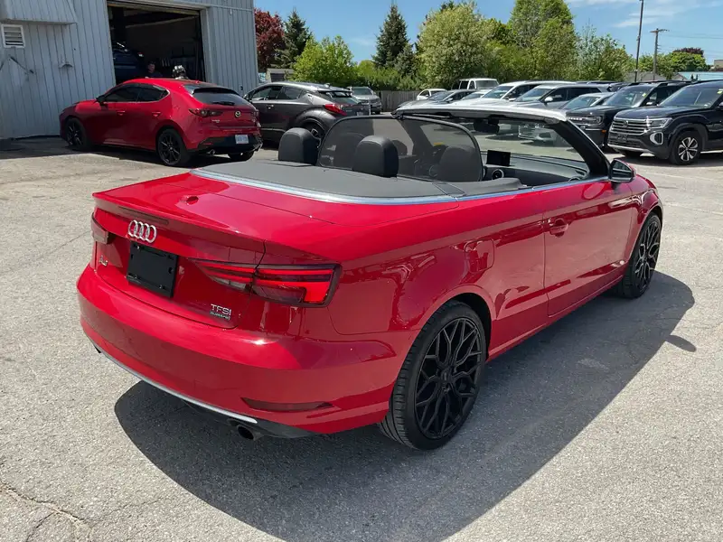 2017 Audi A3 2.0T Progressiv, červená, 52 753 km, dovoz Kanada — foto 7 z 12