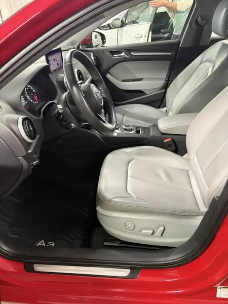 2019 Audi A3 Progressiv, červená, 94 383 km, dovoz Kanada — foto 2 z 12