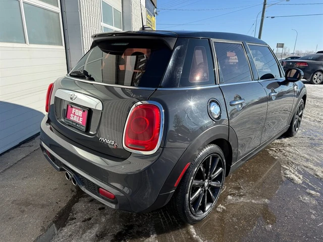 2015 MINI Minicps, šedá, 155 045 km, dovoz Kanada — foto 3 z 5
