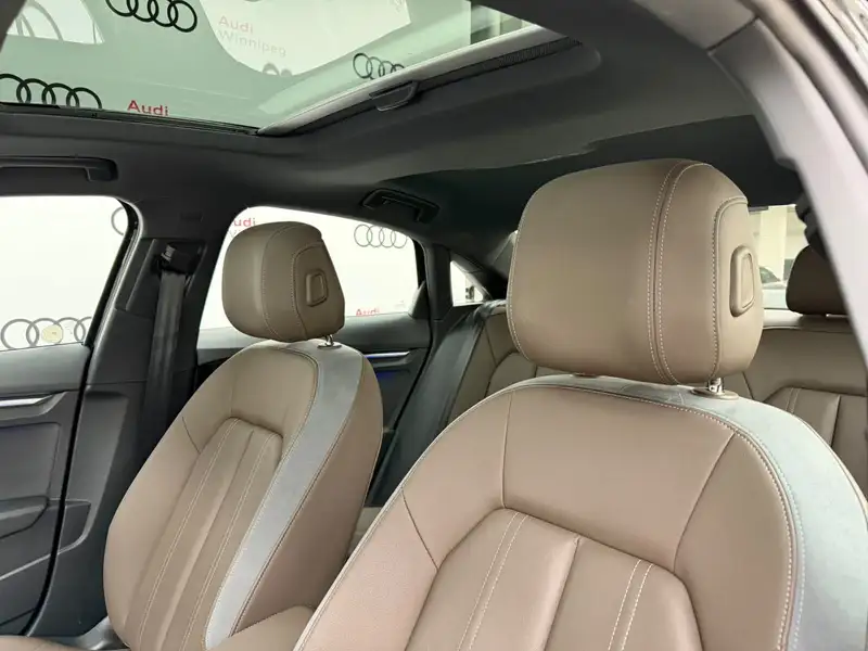 2023 Audi A3 Progressiv, černá, 25 157 km, dovoz Kanada — foto 12 z 12
