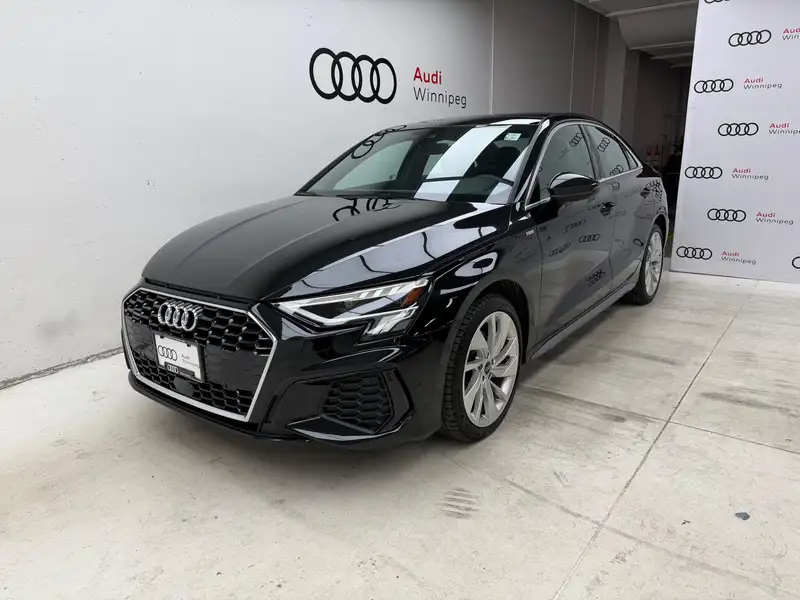 2023 Audi A3 Progressiv, černá, 25 157 km, dovoz Kanada — foto 2 z 12