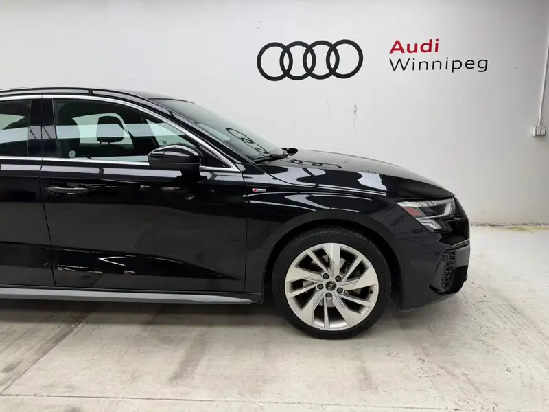 2023 Audi A3 Progressiv, černá, 25 157 km, dovoz Kanada — foto 4 z 12