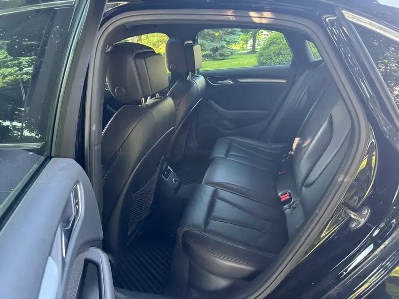 2018 Audi A3 Progressiv, 210 000 km, dovoz Kanada — foto 3 z 5