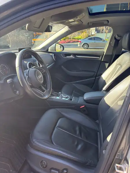 2018 Audi A3 Progressiv, šedá, 63 100 km, dovoz Kanada — foto 10 z 12
