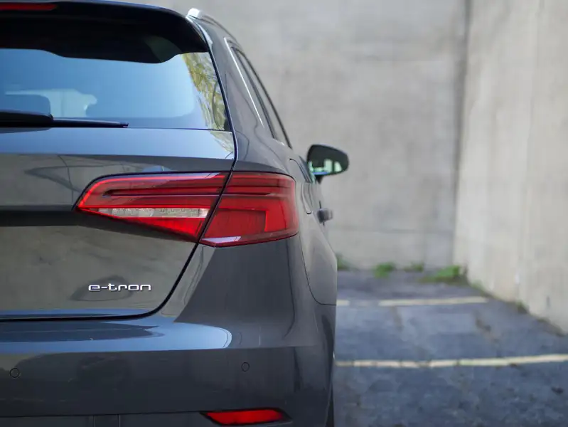 2018 Audi A3 Technik, šedá, 75 500 km, dovoz Kanada — foto 2 z 10