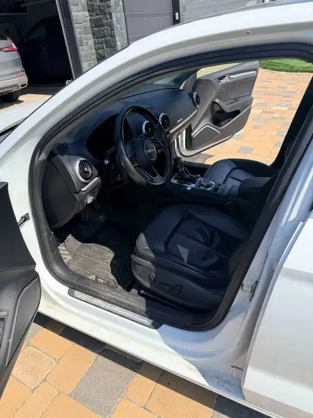 2017 Audi A3 Technik, bílá, 69 767 km, dovoz Kanada — foto 6 z 10