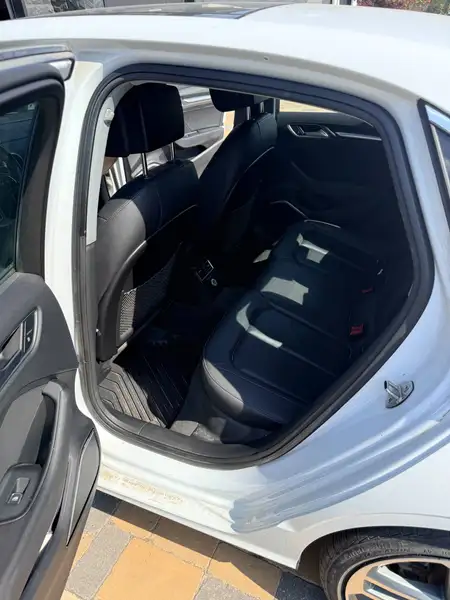 2017 Audi A3 Technik, bílá, 69 767 km, dovoz Kanada — foto 7 z 10