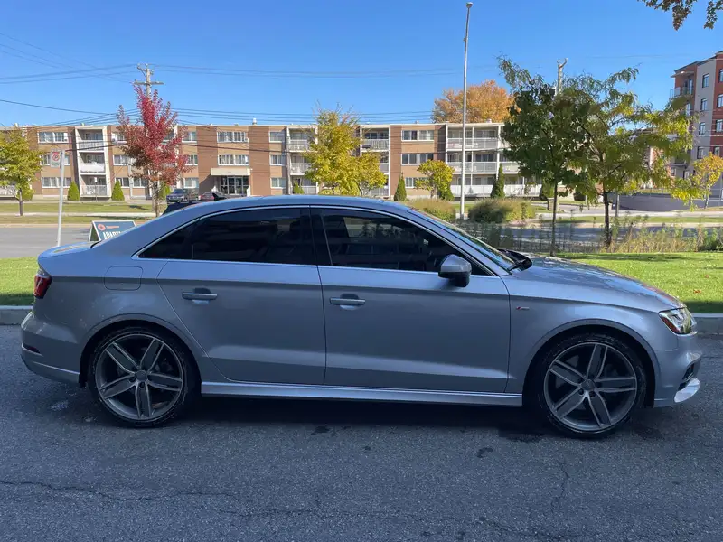 2020 Audi A3 Progressiv, stříbrná, 80 500 km, dovoz Kanada — foto 5 z 12