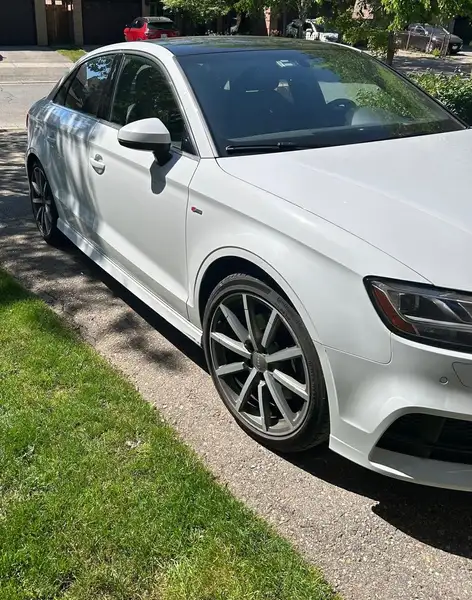 2017 Audi A3 Technik, bílá, 96 000 km, dovoz Kanada — foto 2 z 7