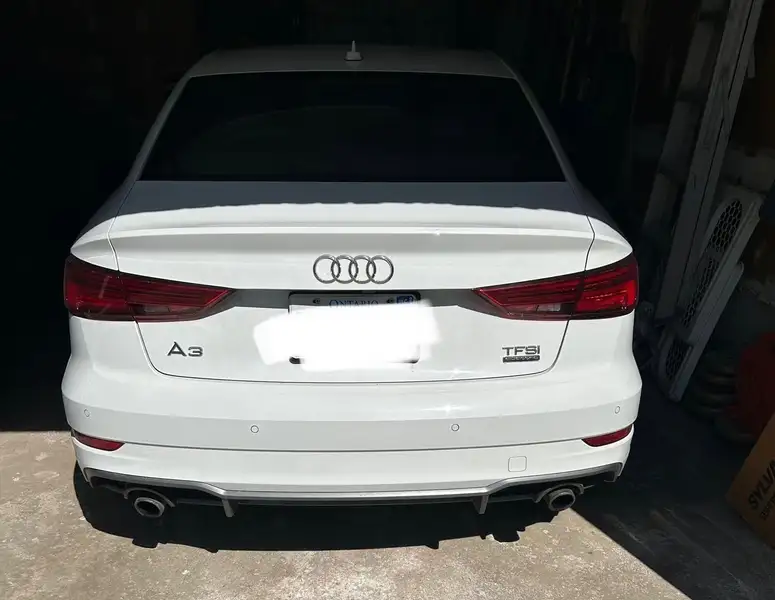 2017 Audi A3 Technik, bílá, 96 000 km, dovoz Kanada — foto 3 z 7