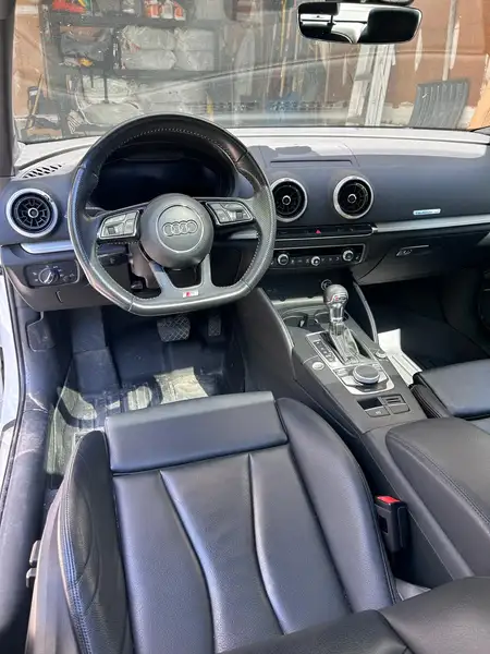 2017 Audi A3 Technik, bílá, 96 000 km, dovoz Kanada — foto 5 z 7
