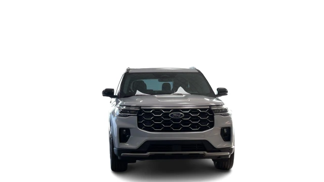 2026 Ford Explorer Platinum 4WD, bílá, 4 149 km, dovoz Kanada — foto 4 z 20