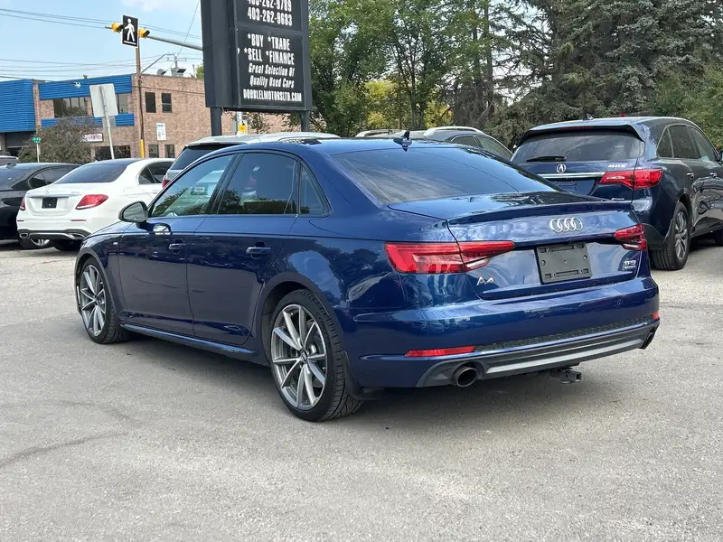 2017 Audi A4 Progressiv, modrá, 172 285 km, dovoz Kanada — foto 4 z 12