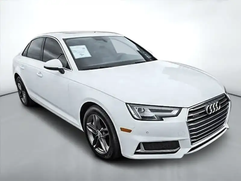 2019 Audi A4 45 PROGRESSIV, bílá, 98 116 km, dovoz Kanada — foto 3 z 12