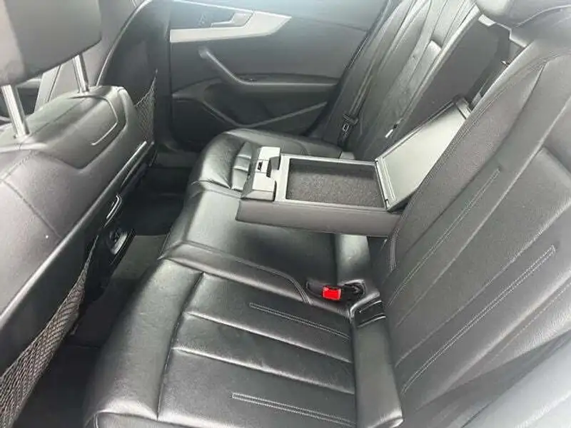 2017 Audi A4 Progressiv, bílá, 138 007 km, dovoz Kanada — foto 11 z 12