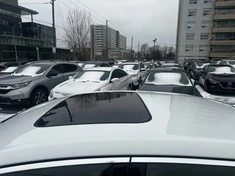 2017 Audi A4 Progressiv, bílá, 138 007 km, dovoz Kanada — foto 5 z 12