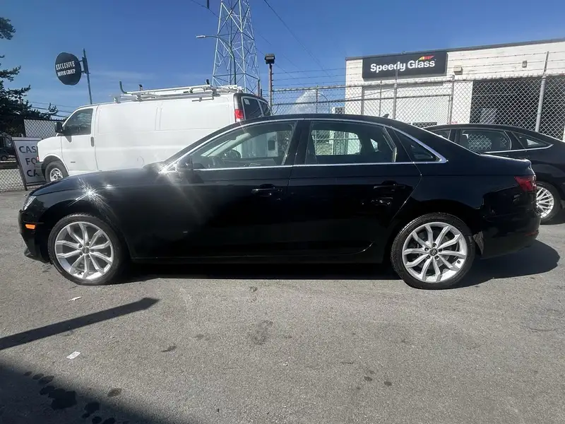 2017 Audi A4 Progressiv, 148 000 km, dovoz Kanada — foto 2 z 12