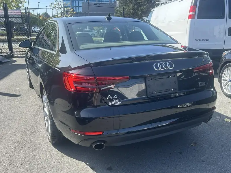 2017 Audi A4 Progressiv, 148 000 km, dovoz Kanada — foto 3 z 12