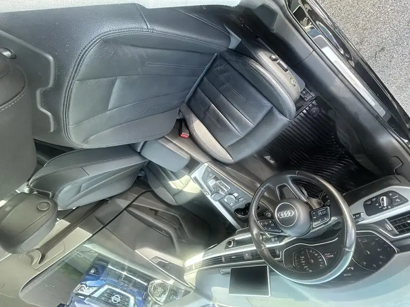 2017 Audi A4 Progressiv, 148 000 km, dovoz Kanada — foto 9 z 12