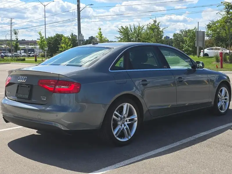 2014 Audi A4 Technik, šedá, 148 000 km, dovoz Kanada — foto 5 z 12