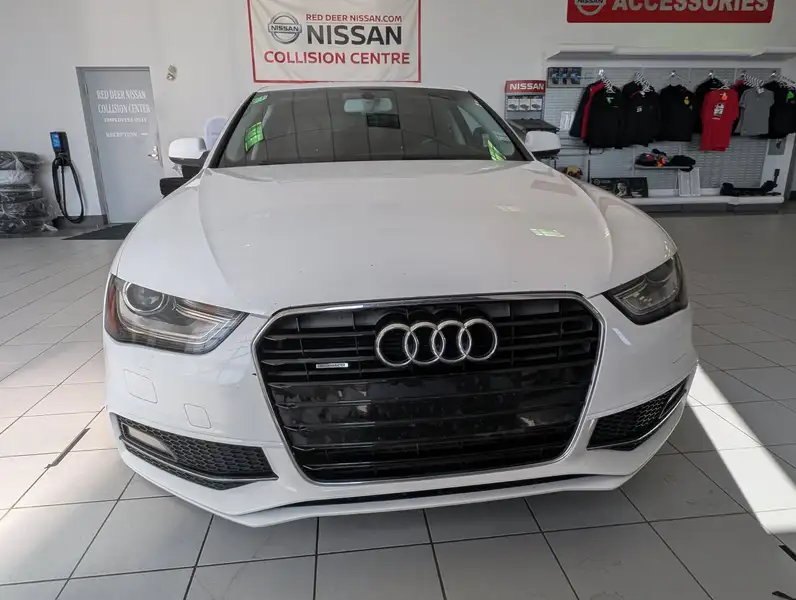2016 Audi A4 Progressiv plus, 135 946 km, dovoz Kanada — foto 2 z 12