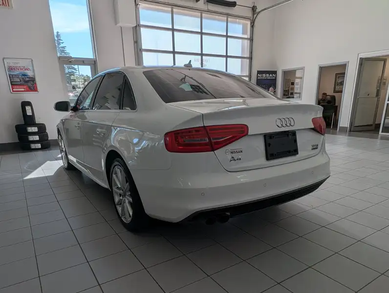 2016 Audi A4 Progressiv plus, 135 946 km, dovoz Kanada — foto 6 z 12