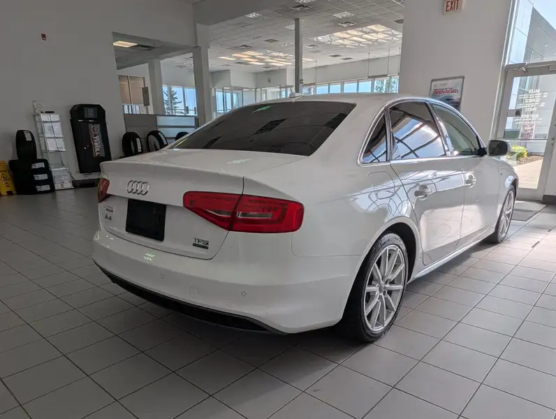 2016 Audi A4 Progressiv plus, 135 946 km, dovoz Kanada — foto 9 z 12