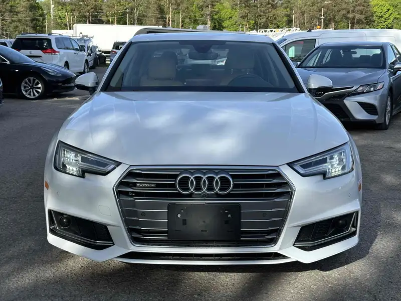 2019 Audi A4 Technik, bílá, 40 763 km, dovoz Kanada — foto 8 z 12