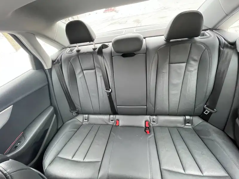 2017 Audi A4 Technik, 153 000 km, dovoz Kanada — foto 5 z 10