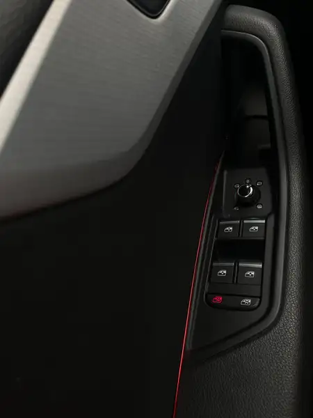 2017 Audi A4 Technik, 153 000 km, dovoz Kanada — foto 6 z 10