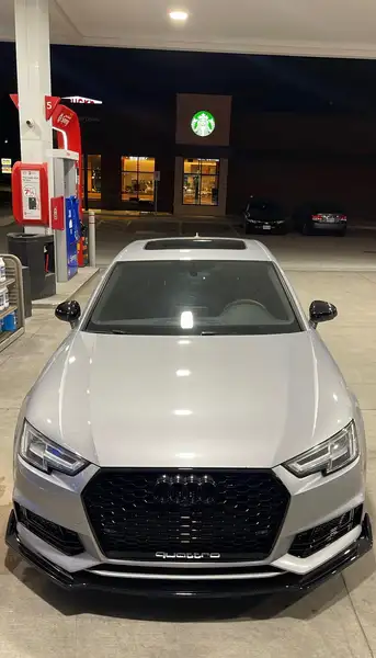 2017 Audi A4 Technik, stříbrná, 170 000 km, dovoz Kanada — foto 3 z 5