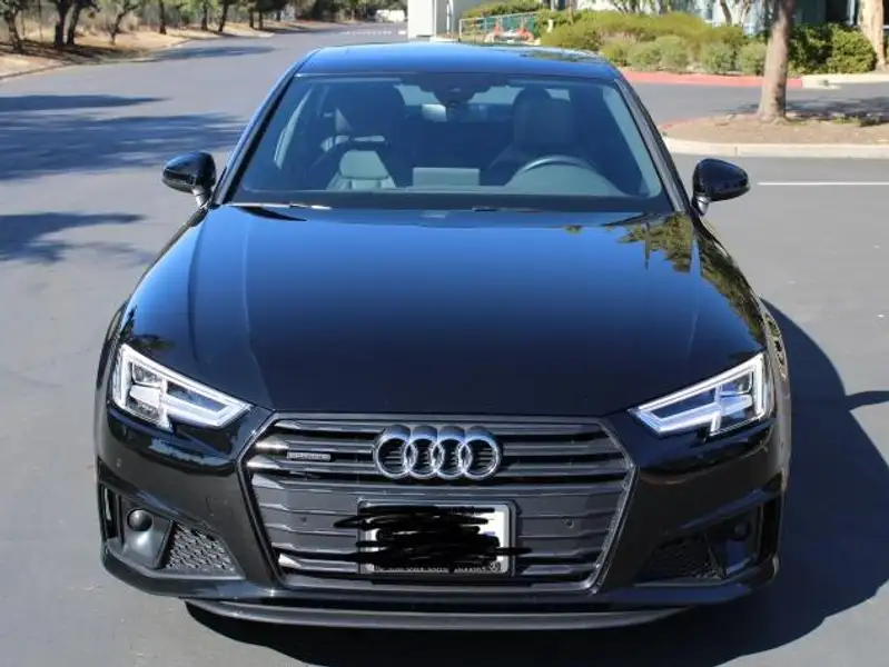 2019 Audi A4 Technik, černá, 144 500 km, dovoz Kanada — foto 2 z 4