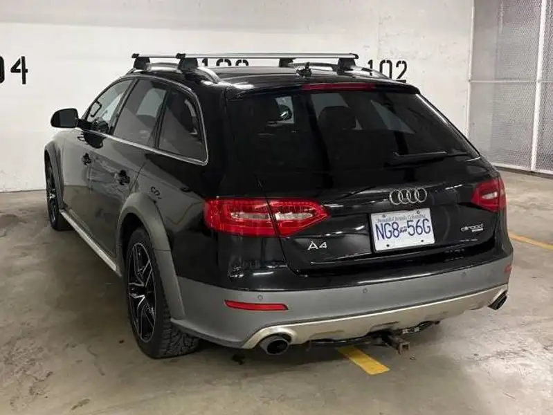 2014 Audi A4 Technik, černá, 170 386 km, dovoz Kanada — foto 2 z 12