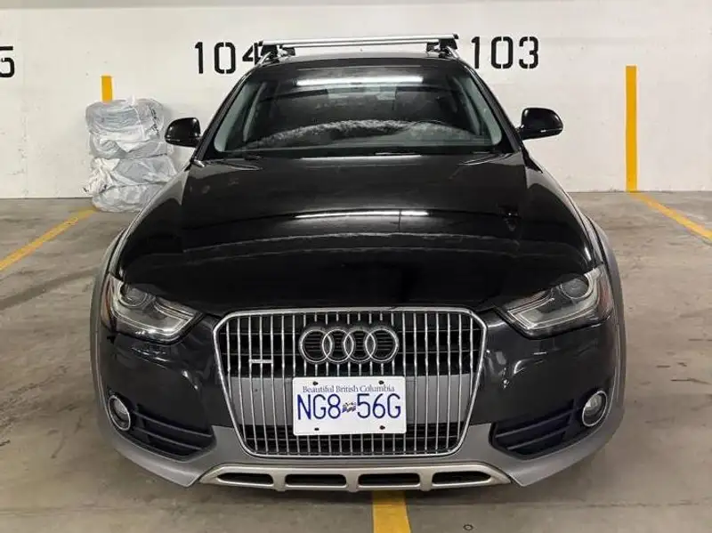 2014 Audi A4 Technik, černá, 170 386 km, dovoz Kanada — foto 7 z 12