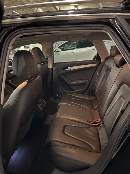 2014 Audi A4 Technik, černá, 170 386 km, dovoz Kanada — foto 8 z 12