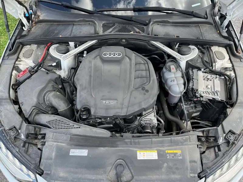 2020 Audi A4 Technik, bílá, 59 000 km, dovoz Kanada — foto 9 z 10