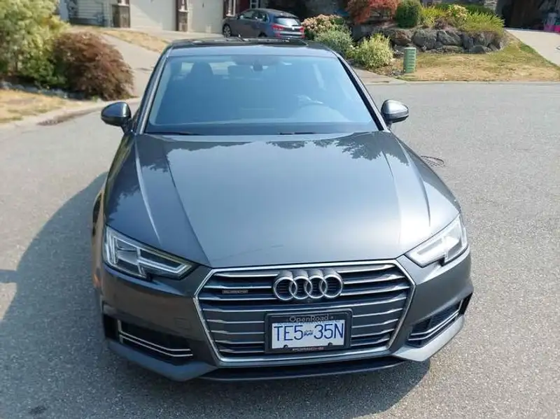 2017 Audi A4 Progressiv, šedá, 192 000 km, dovoz Kanada — foto 2 z 9