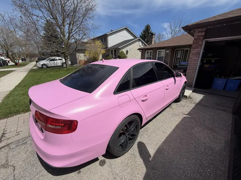 2016 Audi A4, 218 385 km, dovoz Kanada — foto 2 z 4